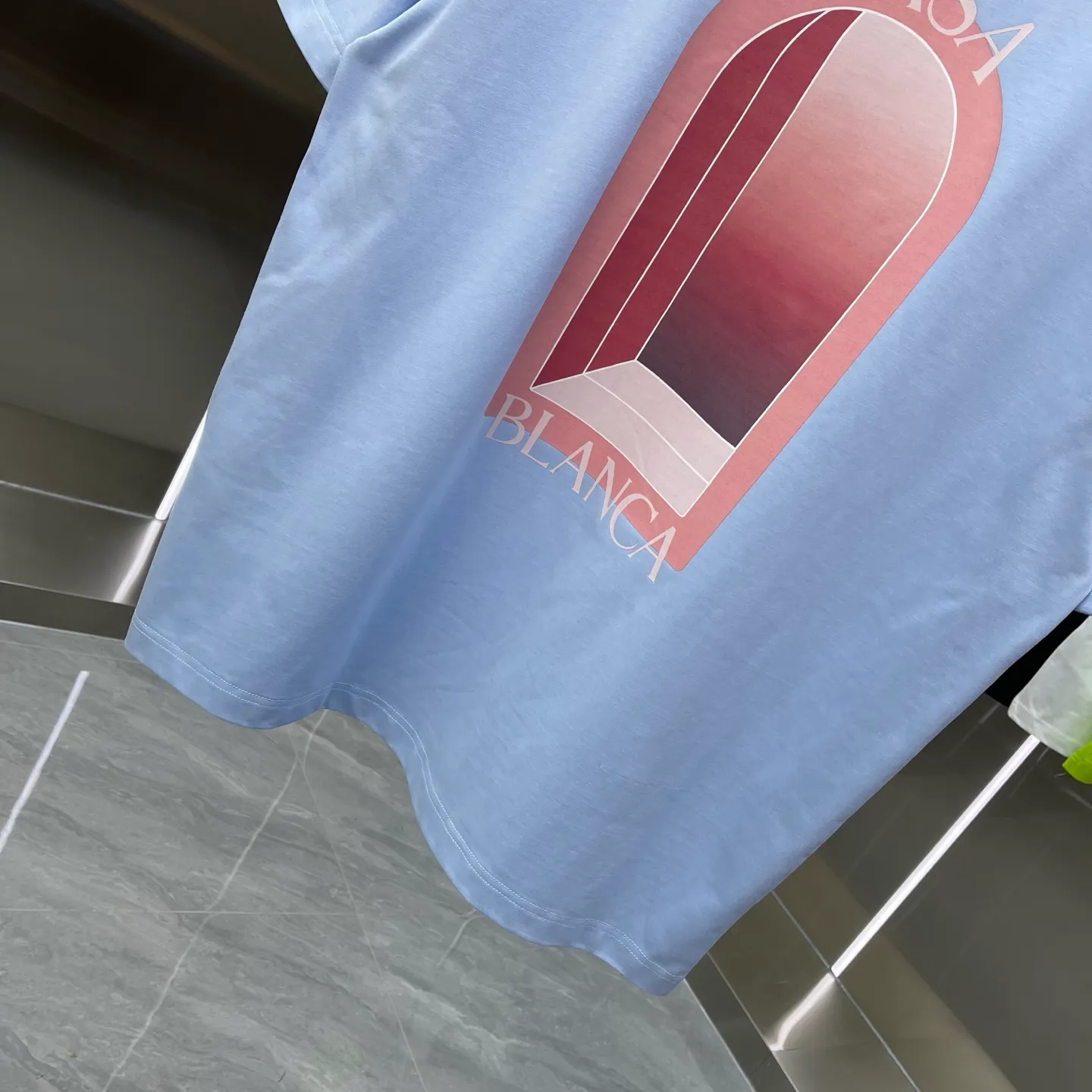 New Arrival Casablanca Casablanca Classic Series printed short-sleeved T-shirt for celebrities. It is made of Xinjiang long-staple cotton ~ grams. The color of the fabric is custom-dyed and will not shrink or fade. It feels comfortable and has a strong texture. A must-have for fashionable men and women, the Classic drop-shoulder wide version is available exclusively in In Stock! Color: White Black Blue Royal Blue Green (5 colors) Size: S M L XL XXL